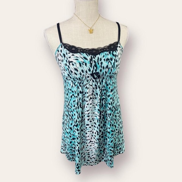 ✨🌺 y2k Betsey Johnson Slip 🌺✨ - Picture 2 of 6